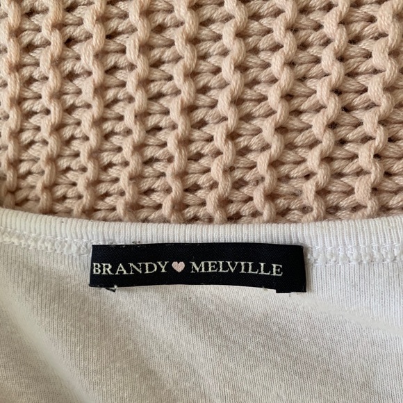 Brandy Melville Buttonup - Picture 2 of 2